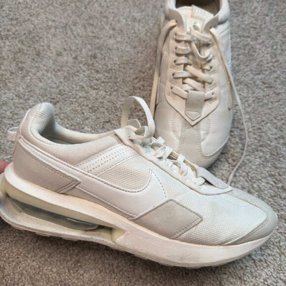 Nike Air Max Pre-Day Women's 8.5 White Beige Casual‎ Running Shoes Sneakers Gym - Picture 2 of 8
